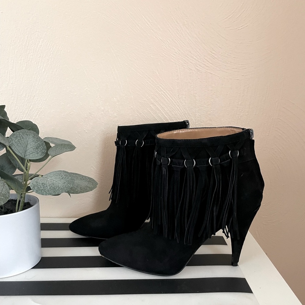 Sexy Black Nine West Booties Size 7